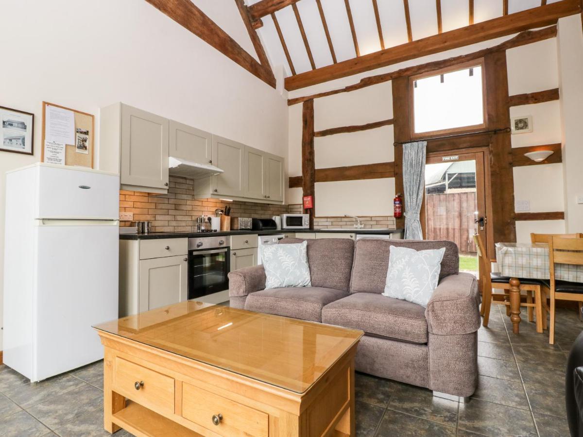 Tippets View Villa Pembridge ภายนอก รูปภาพ