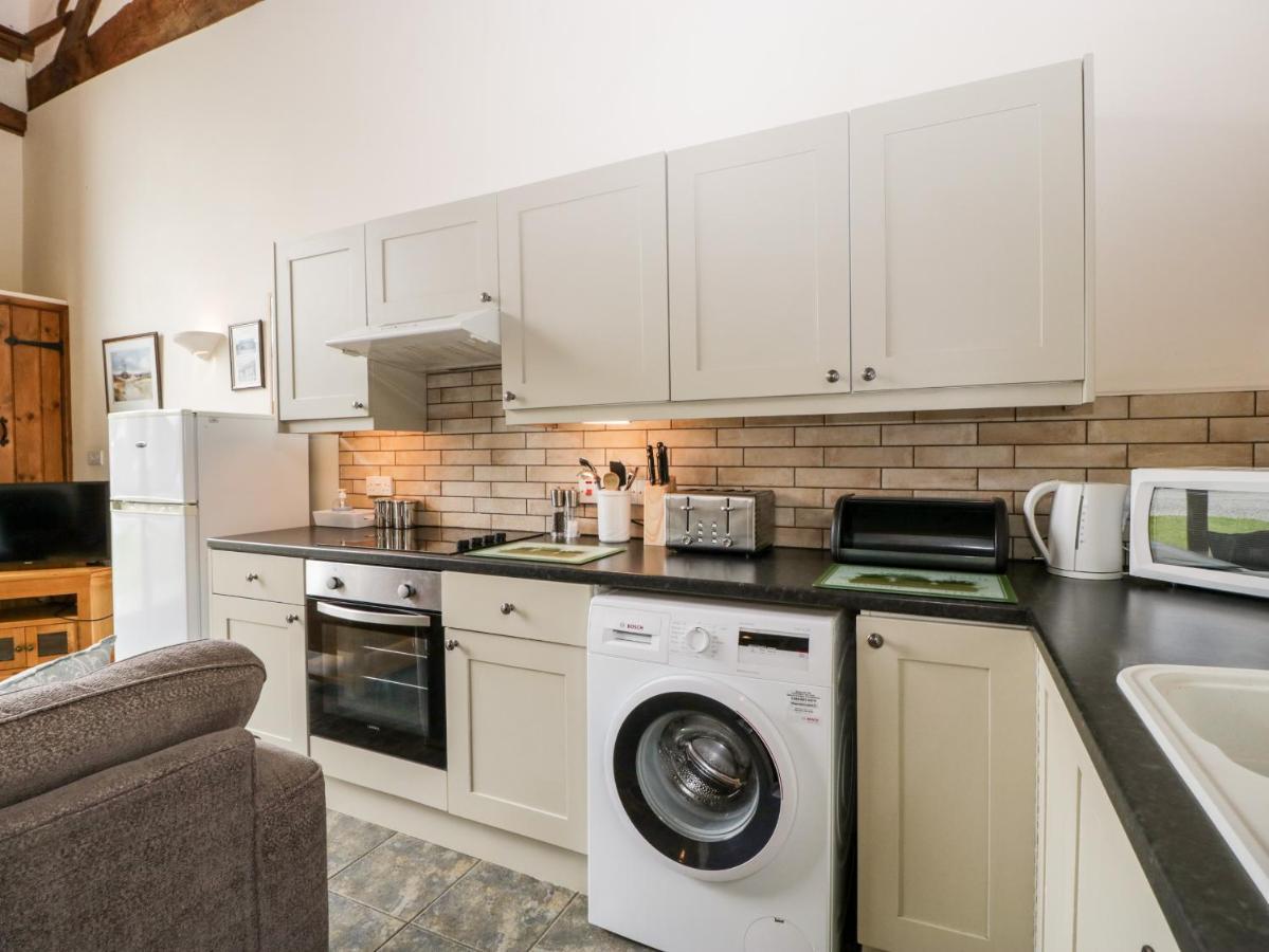 Tippets View Villa Pembridge ภายนอก รูปภาพ